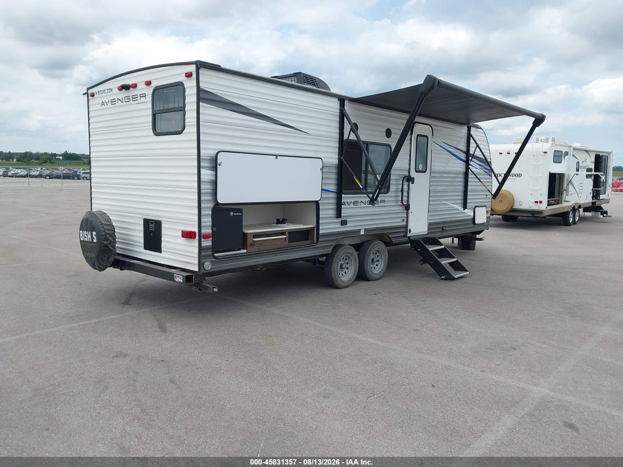 2021 FOREST RIVER PRIMETIME AVENGER AV · 4/11
