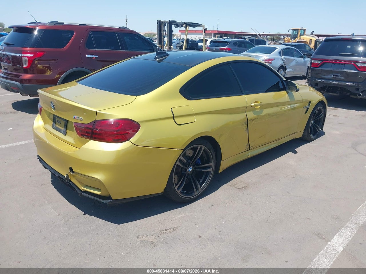 2015 BMW M4 · 4/11