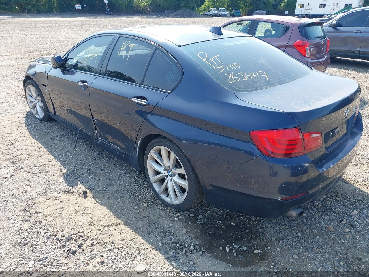 2011 BMW 535I XDRIVE · 3/10