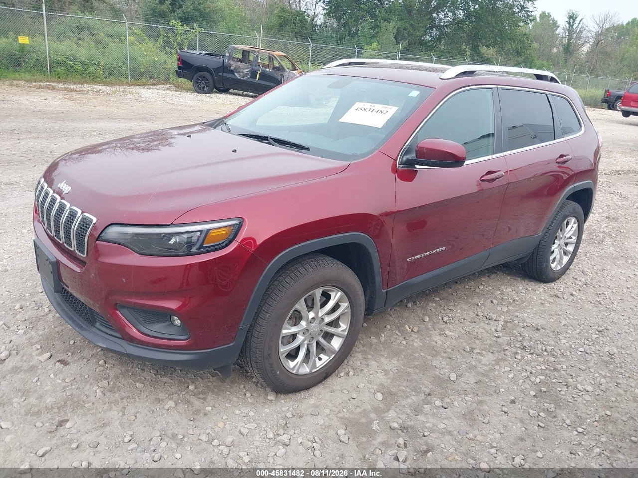 2019 JEEP CHEROKEE LATITUDE 4X4 · 2/11