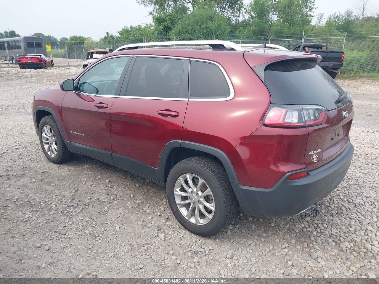 2019 JEEP CHEROKEE LATITUDE 4X4 · 3/11