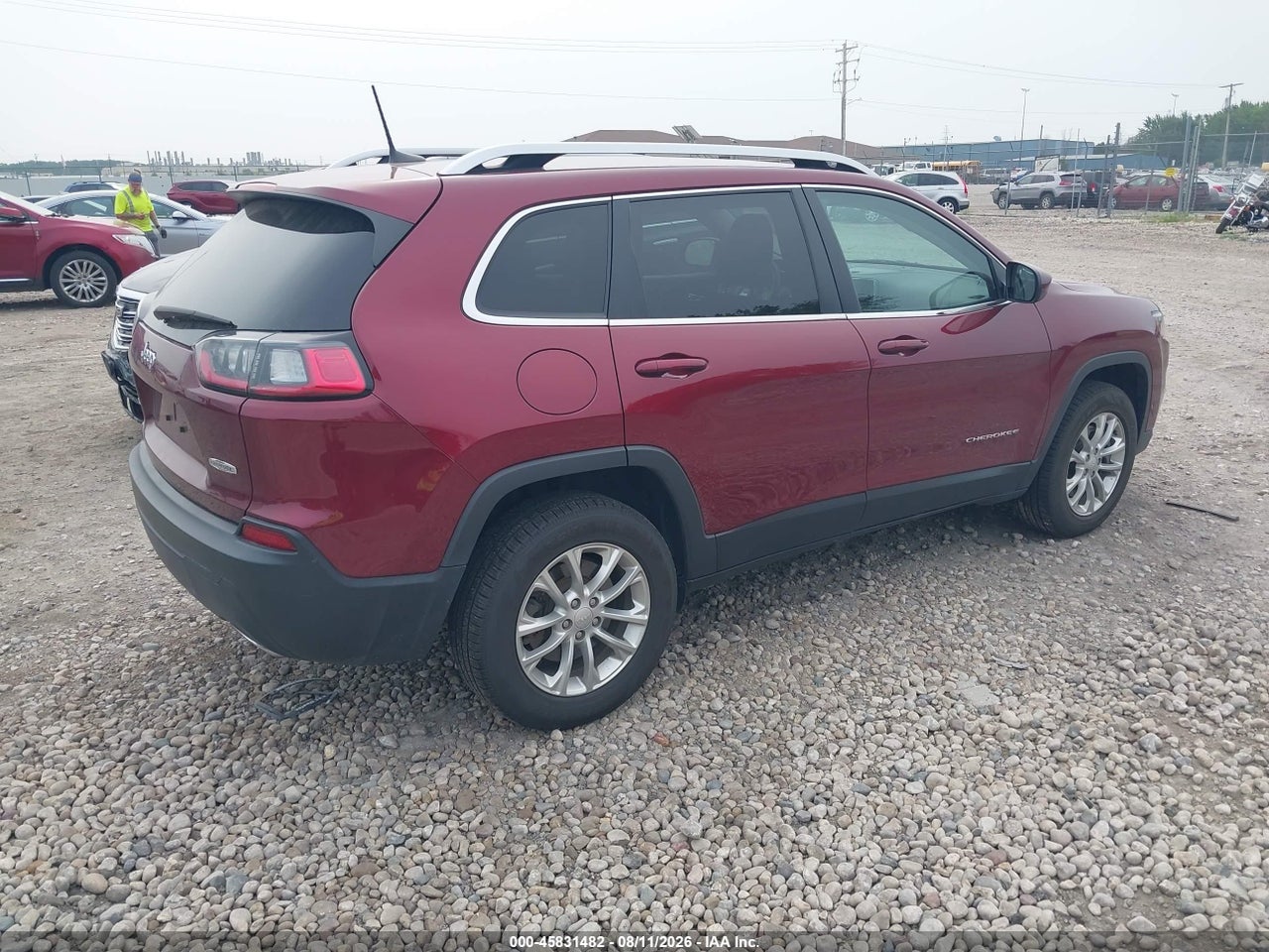 2019 JEEP CHEROKEE LATITUDE 4X4 · 4/11