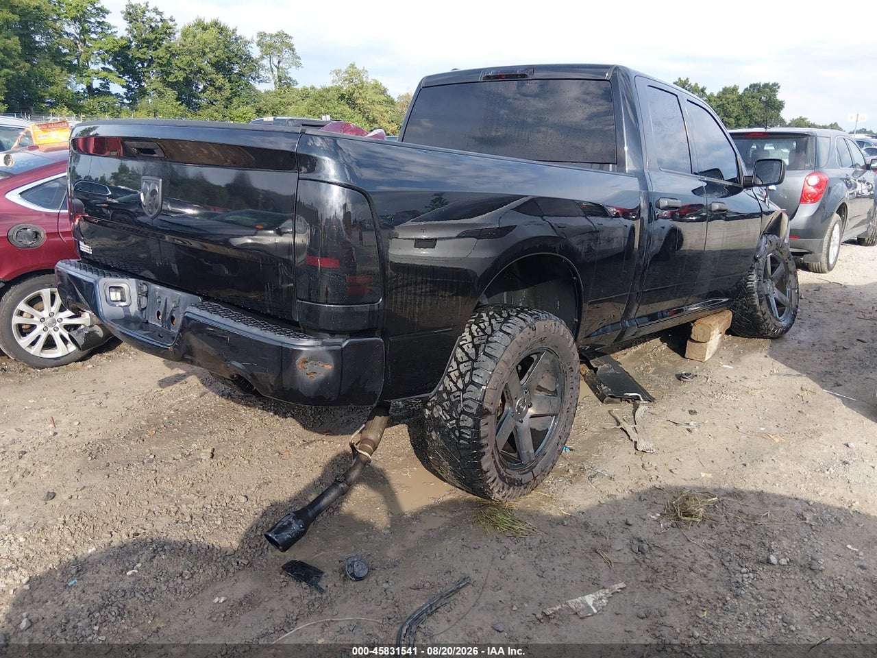 2019 RAM 1500 CLASSIC EXPRESS  4X4 6'4 BOX · 4/11