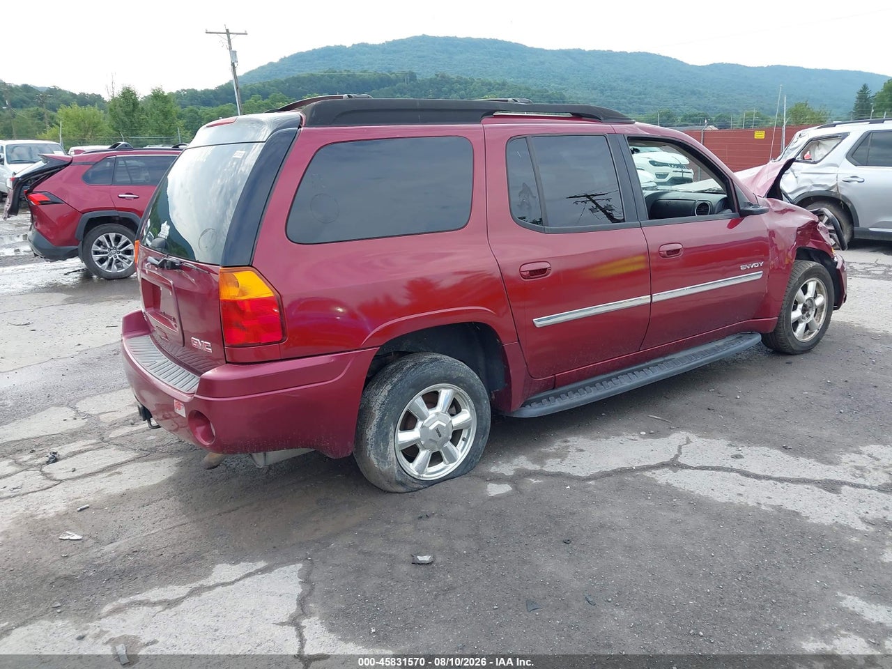 2006 GMC ENVOY XL SLT · 4/11