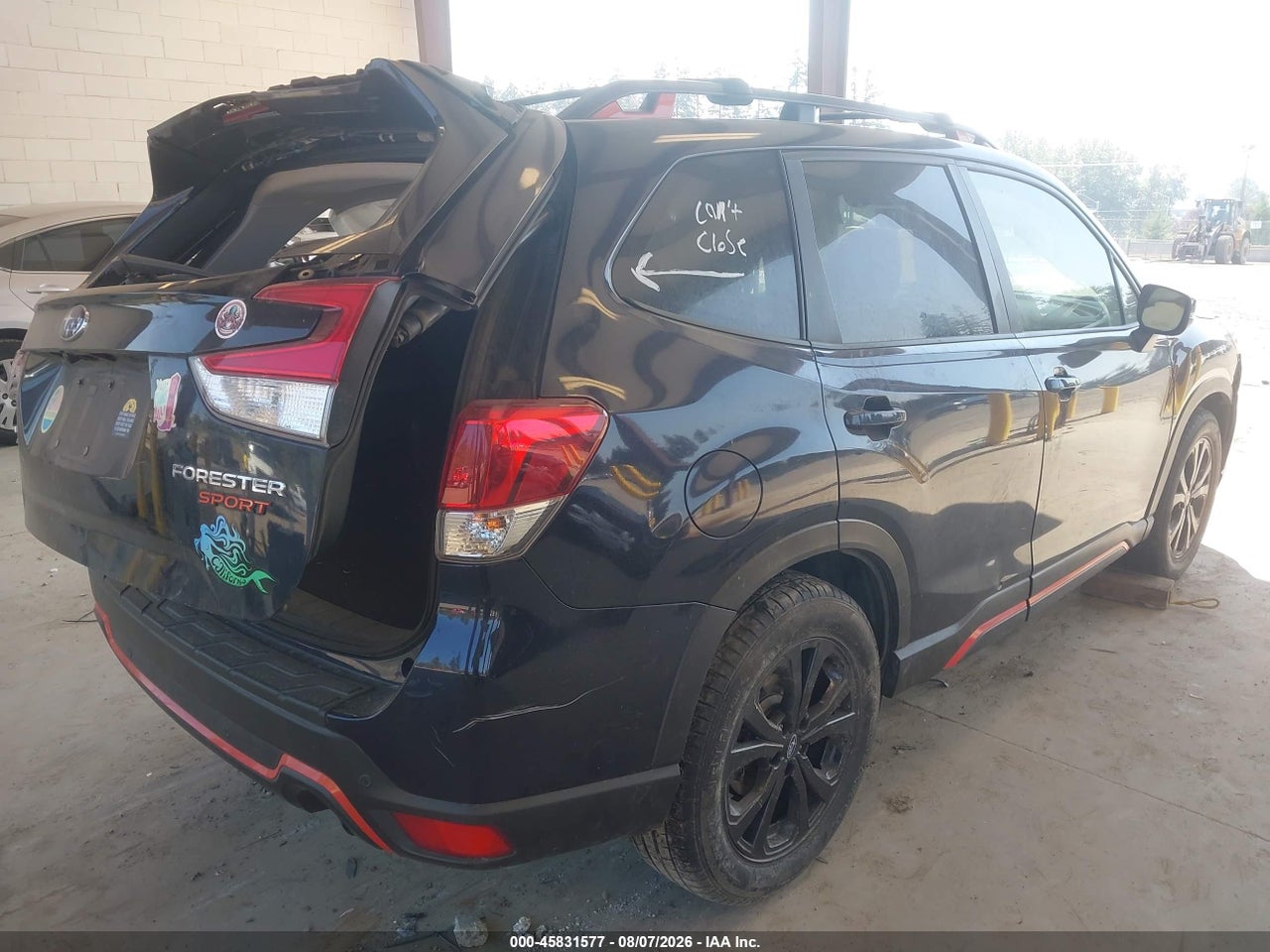 2021 SUBARU FORESTER SPORT · 4/10