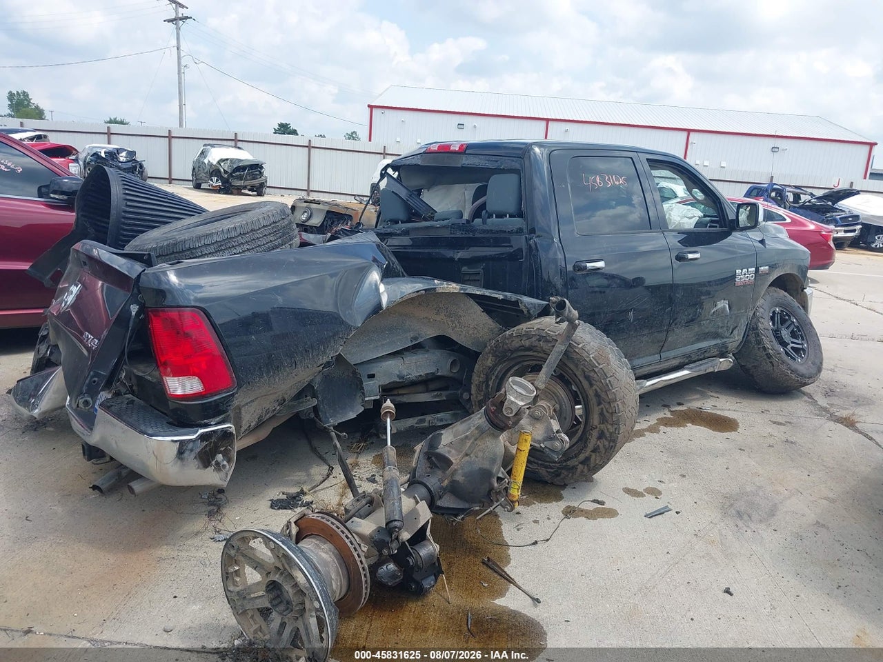 2017 RAM 2500 SLT  4X4 6'4 BOX · 4/10