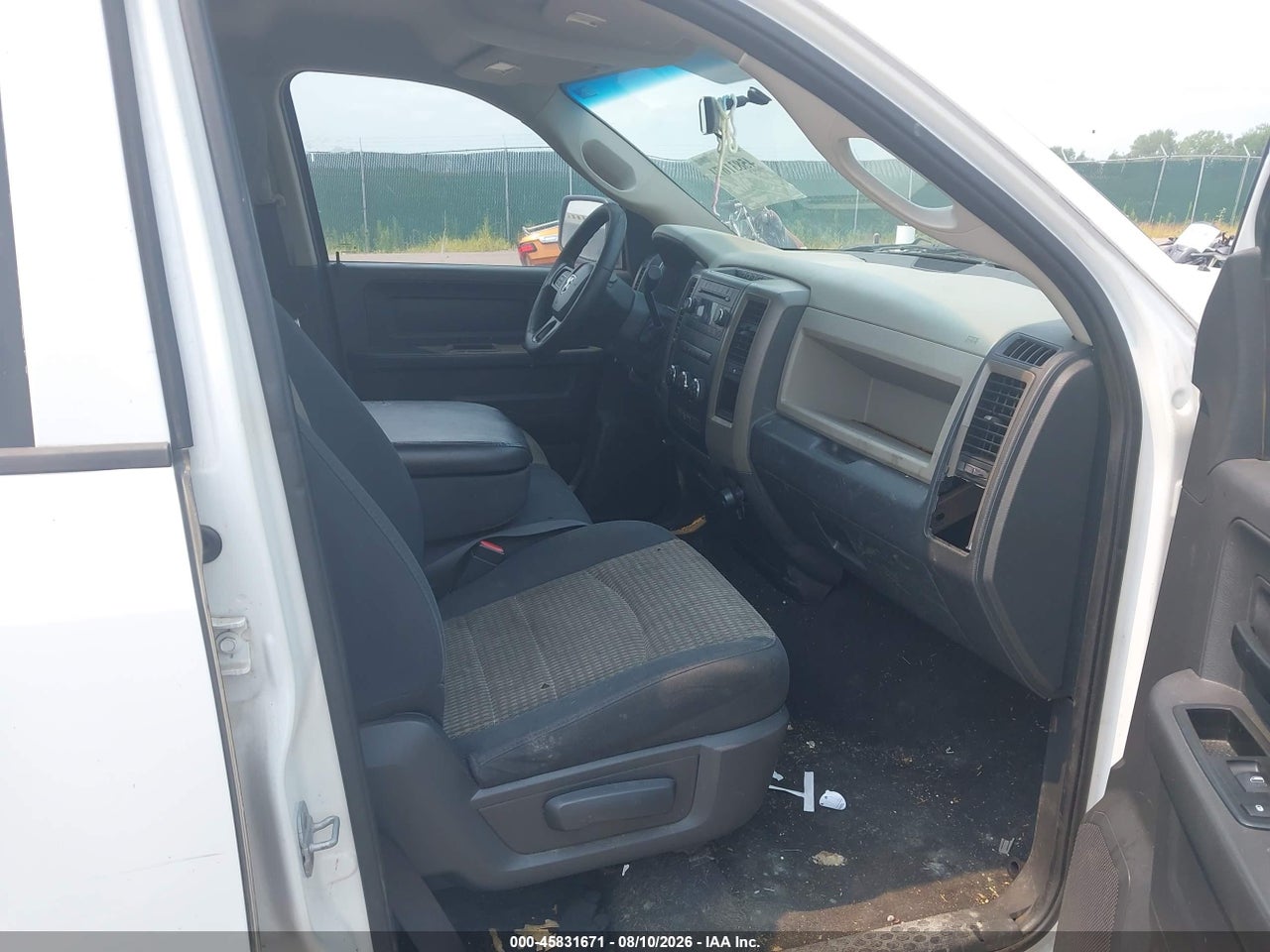 2012 RAM 1500 ST · 5/10