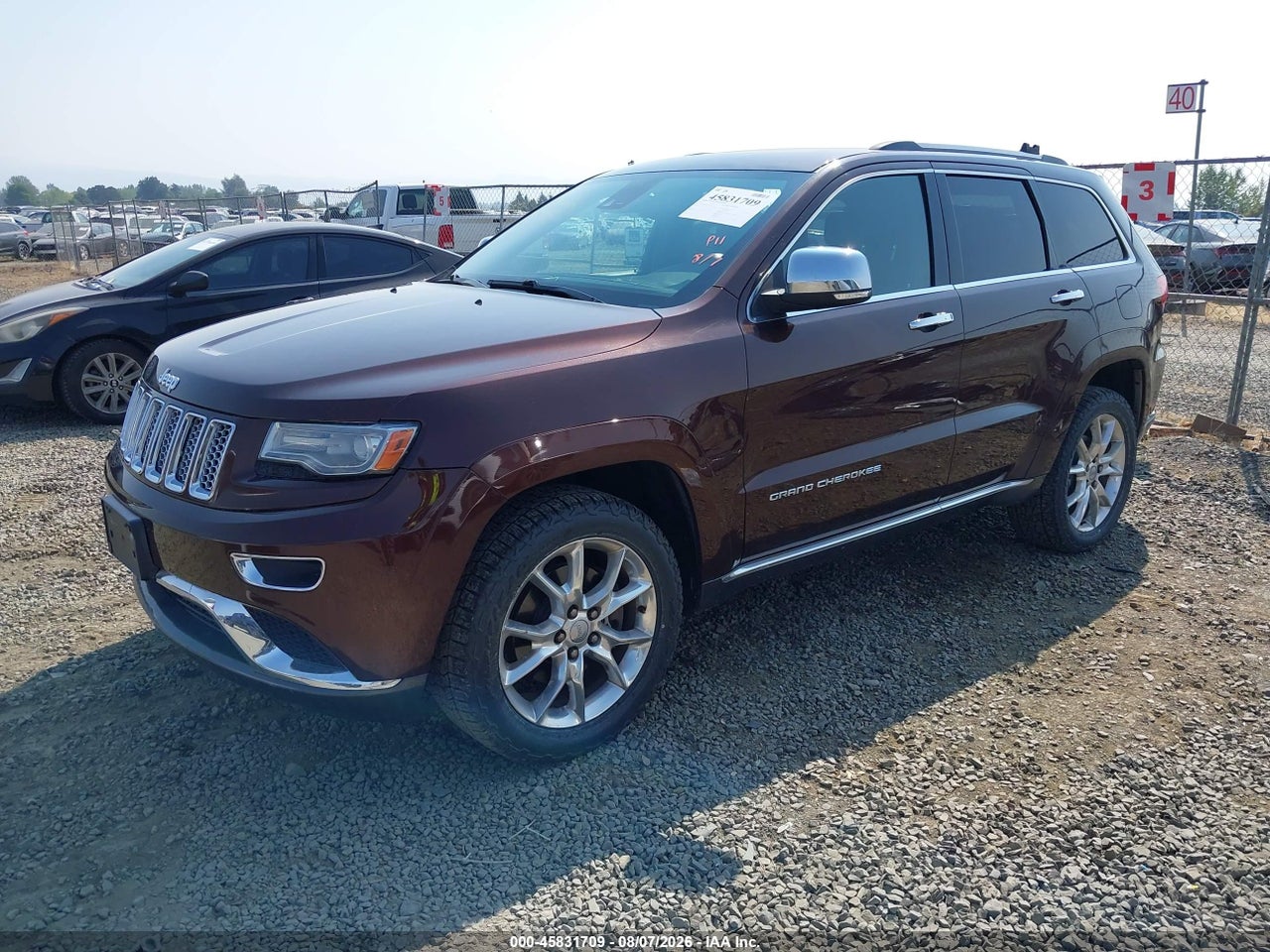 2014 JEEP GRAND CHEROKEE SUMMIT · 2/11