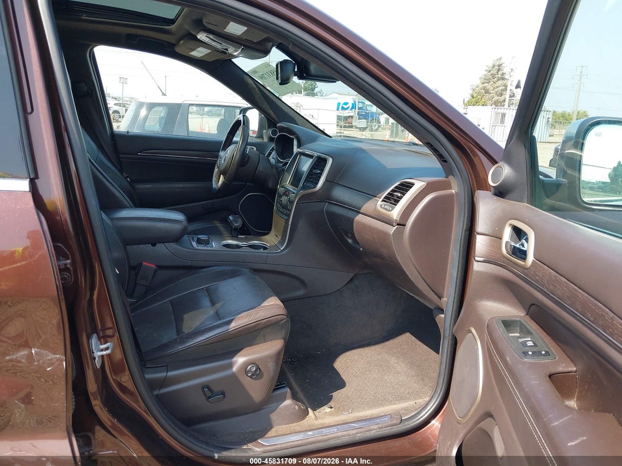 2014 JEEP GRAND CHEROKEE SUMMIT · 5/11