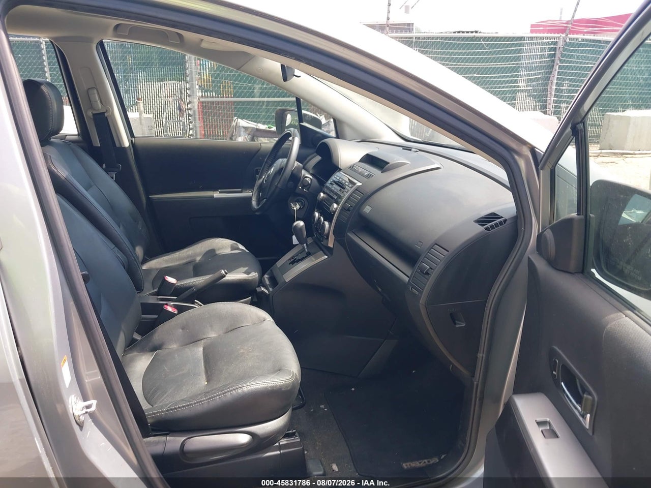 2010 MAZDA MAZDA5 GRAND TOURING · 5/11