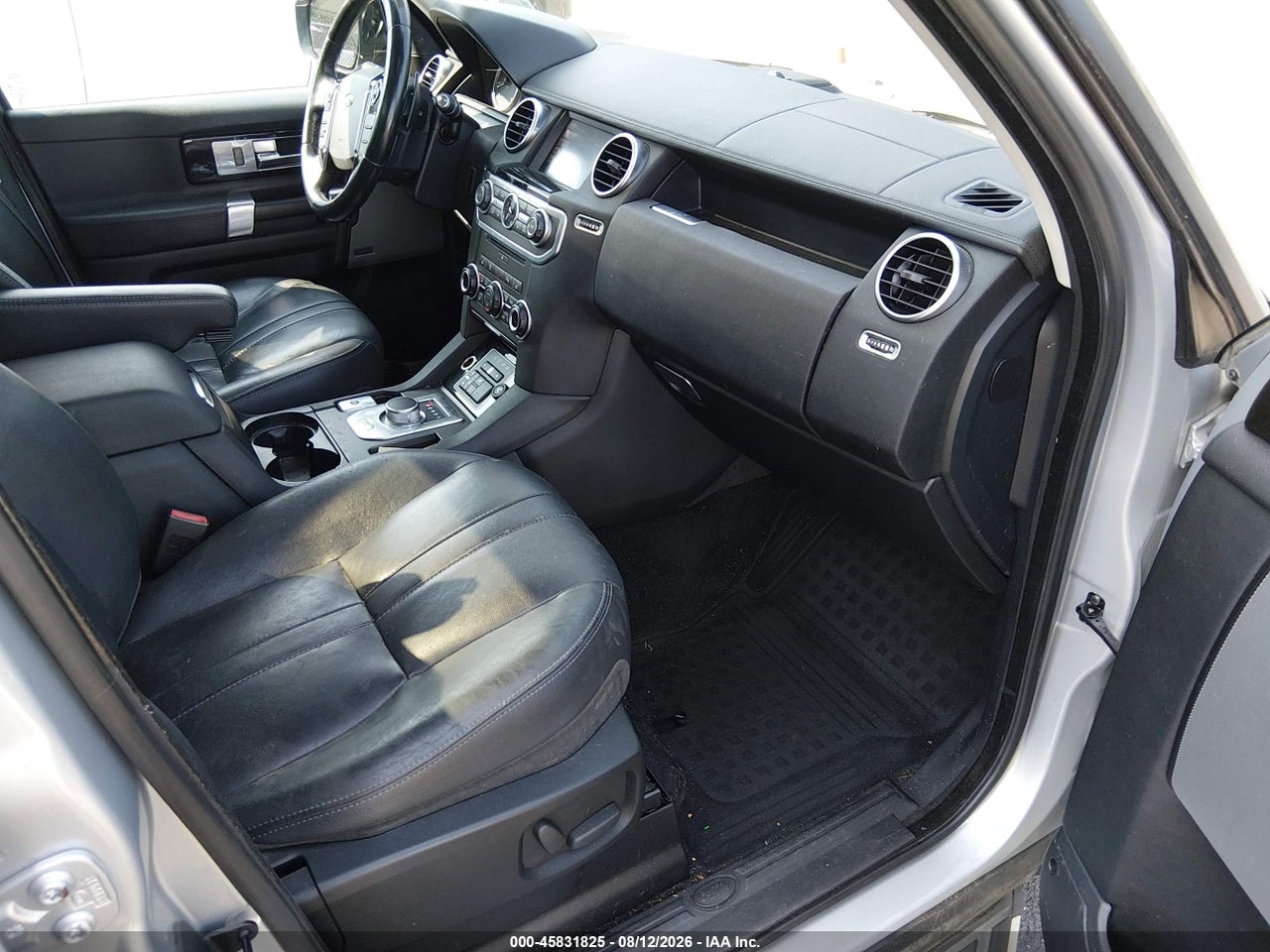 2016 LAND ROVER LR4 · 5/11