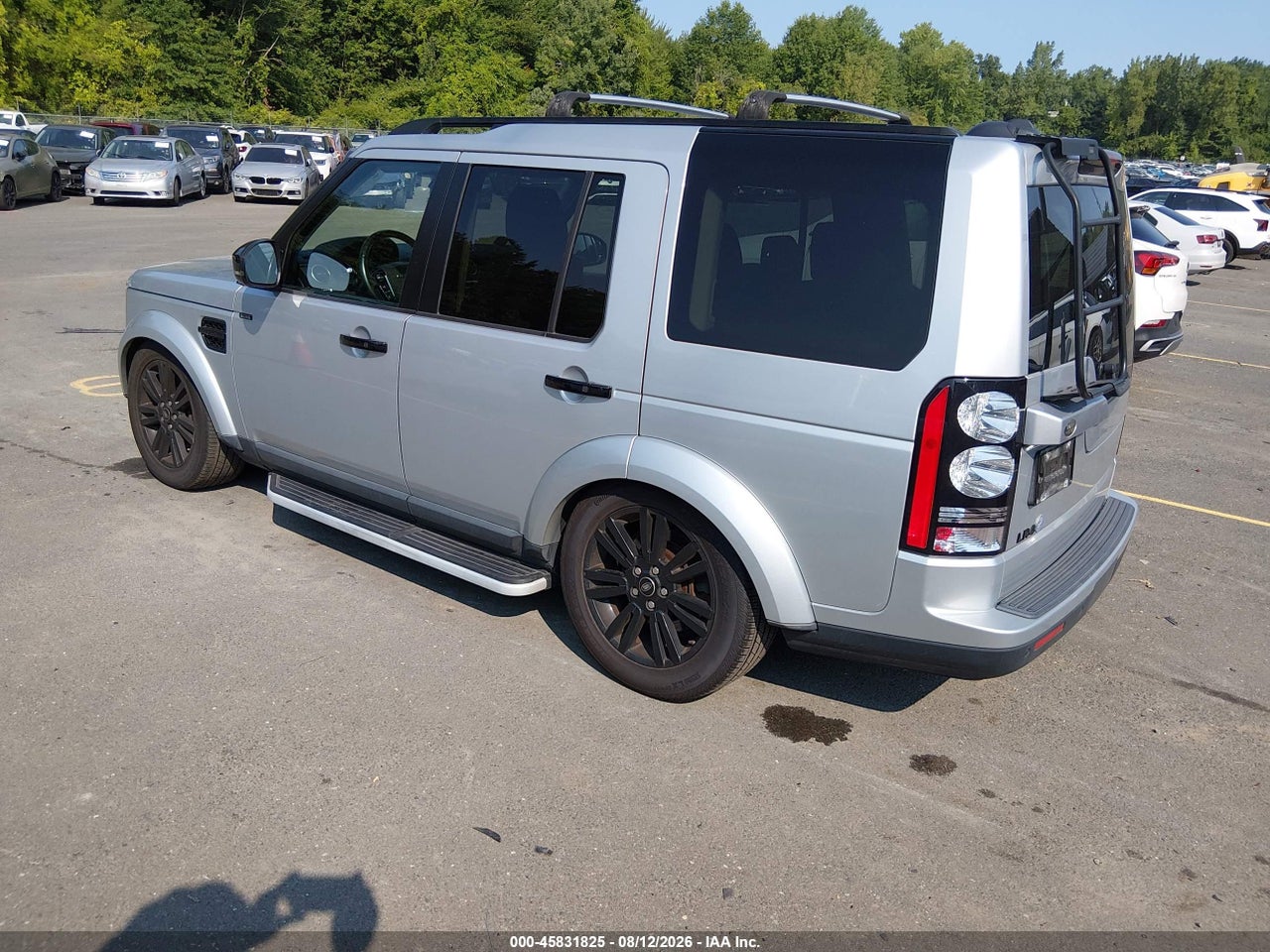 2016 LAND ROVER LR4 · 3/11