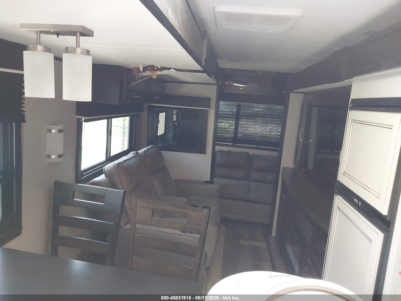 1UJBJ0BT2L1****** · 2020 JAYCO OTHER · 5/10