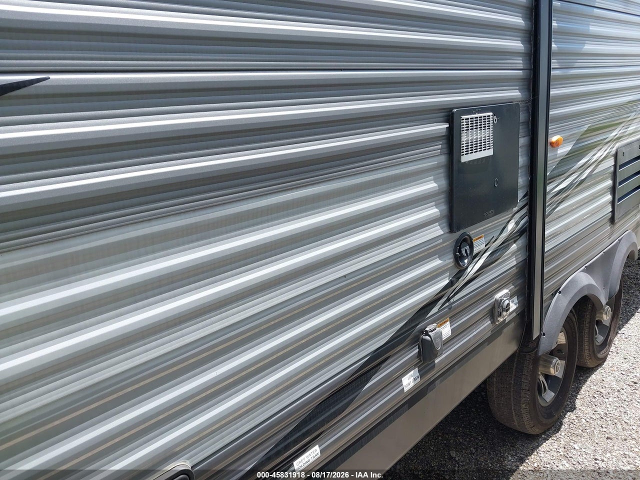 1UJBJ0BT2L1****** · 2020 JAYCO OTHER · 8/10