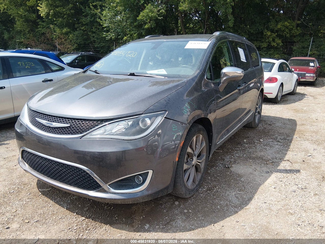 2018 CHRYSLER PACIFICA LIMITED · 2/11