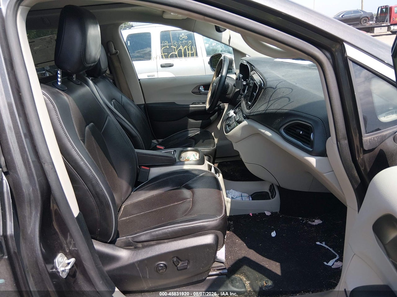 2018 CHRYSLER PACIFICA LIMITED · 5/11