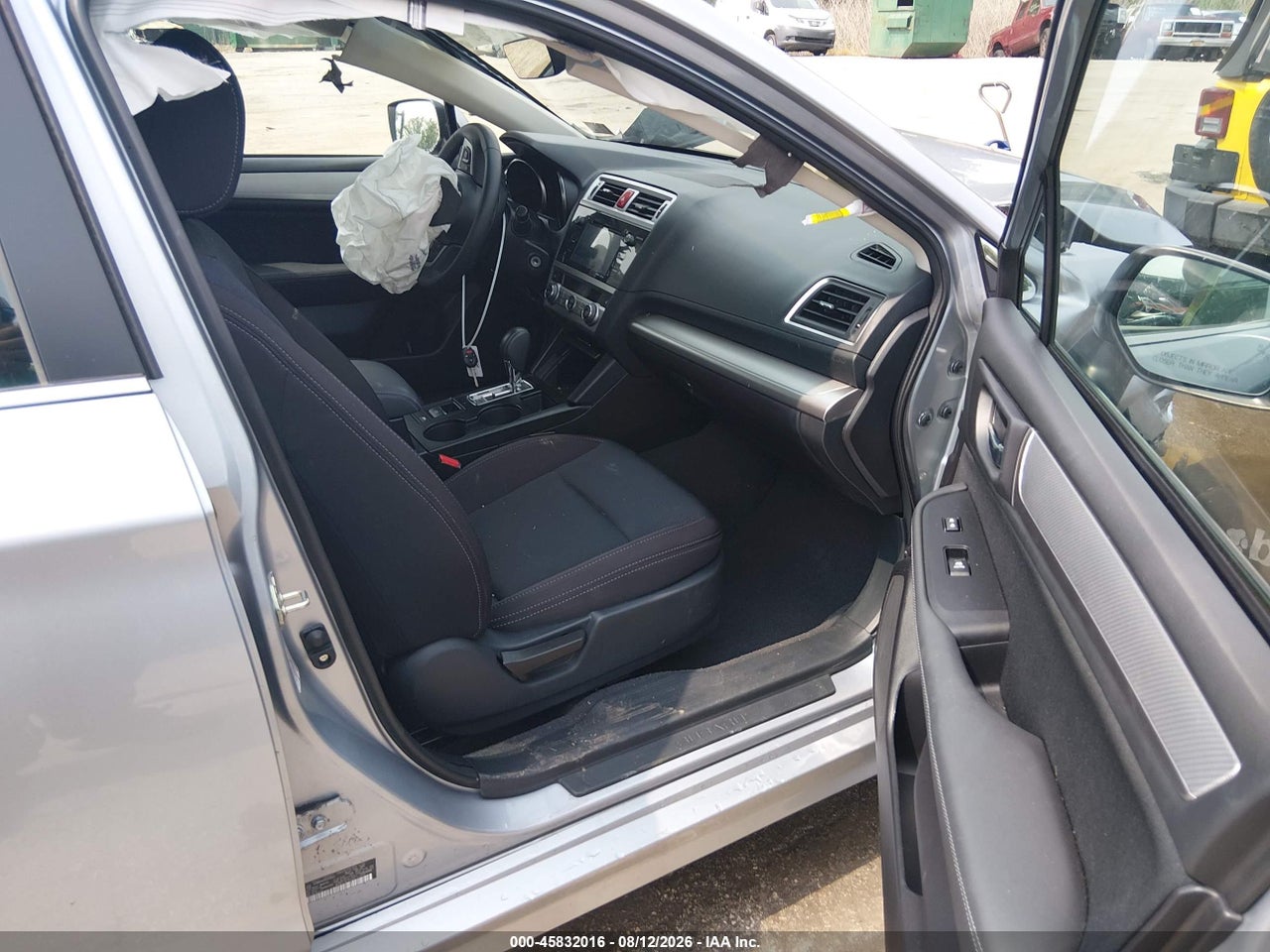 2017 SUBARU LEGACY 2.5I PREMIUM · 5/11