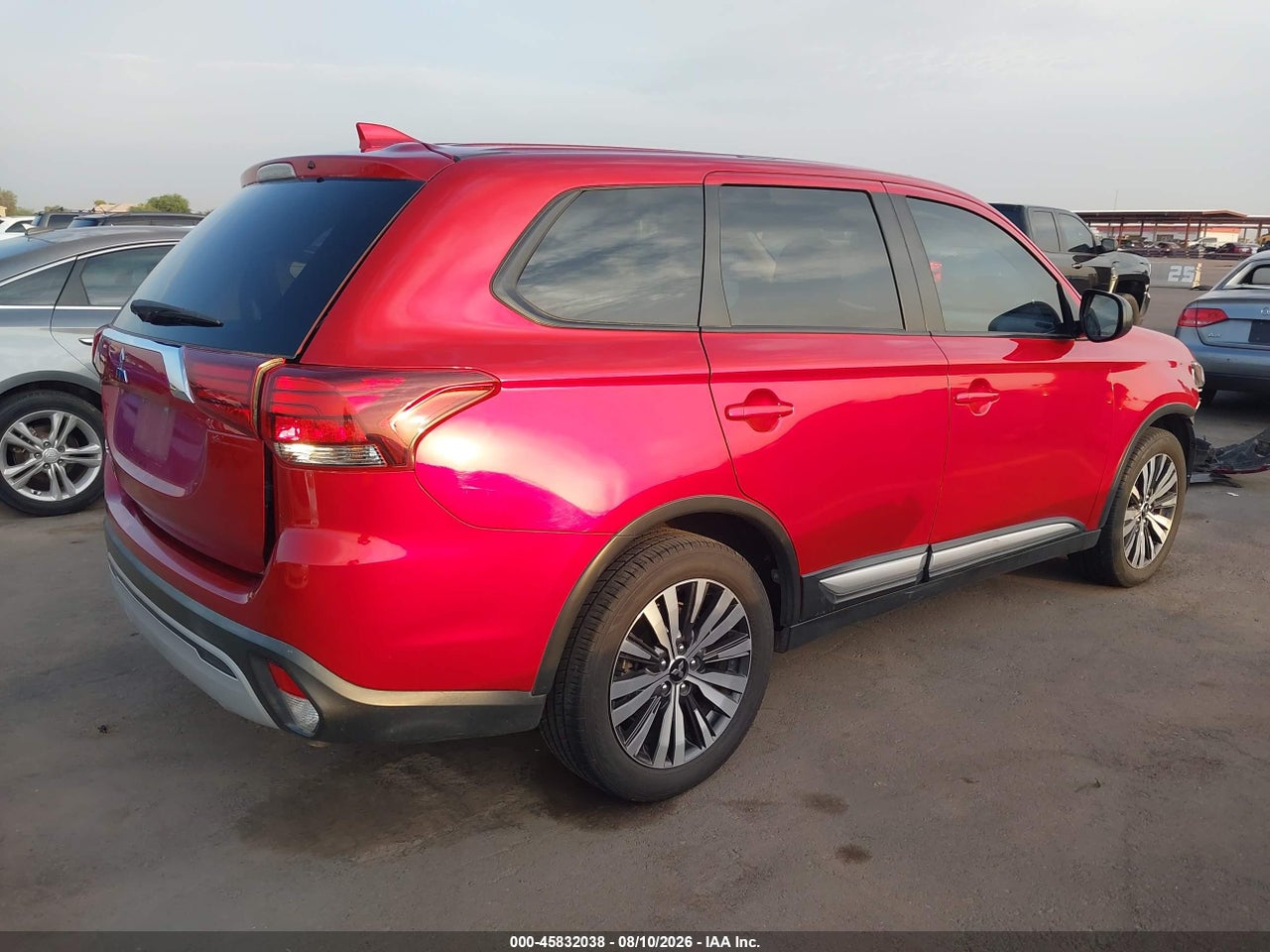 2020 MITSUBISHI OUTLANDER ES 2.4 · 4/11