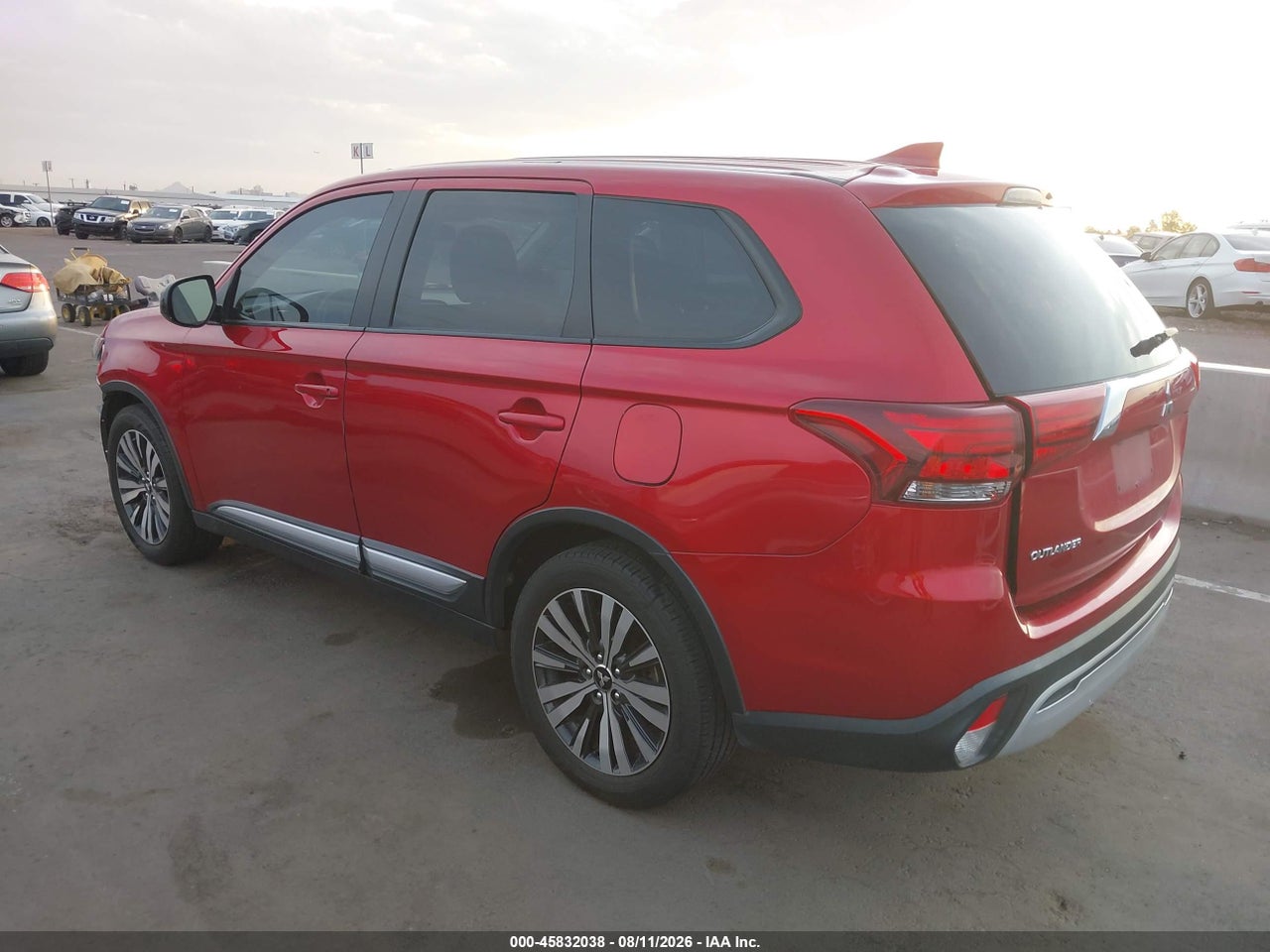 2020 MITSUBISHI OUTLANDER ES 2.4 · 3/11