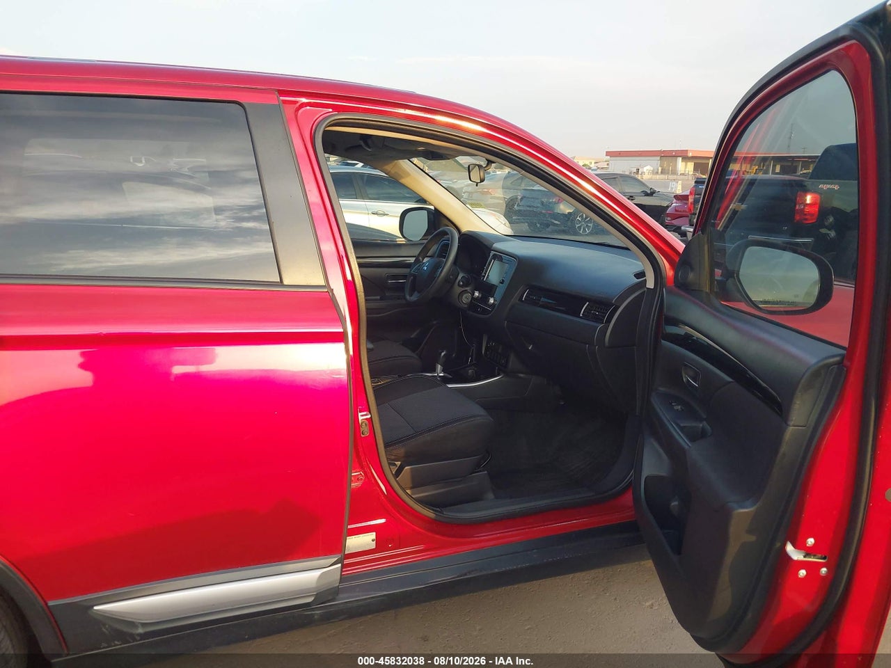2020 MITSUBISHI OUTLANDER ES 2.4 · 5/11