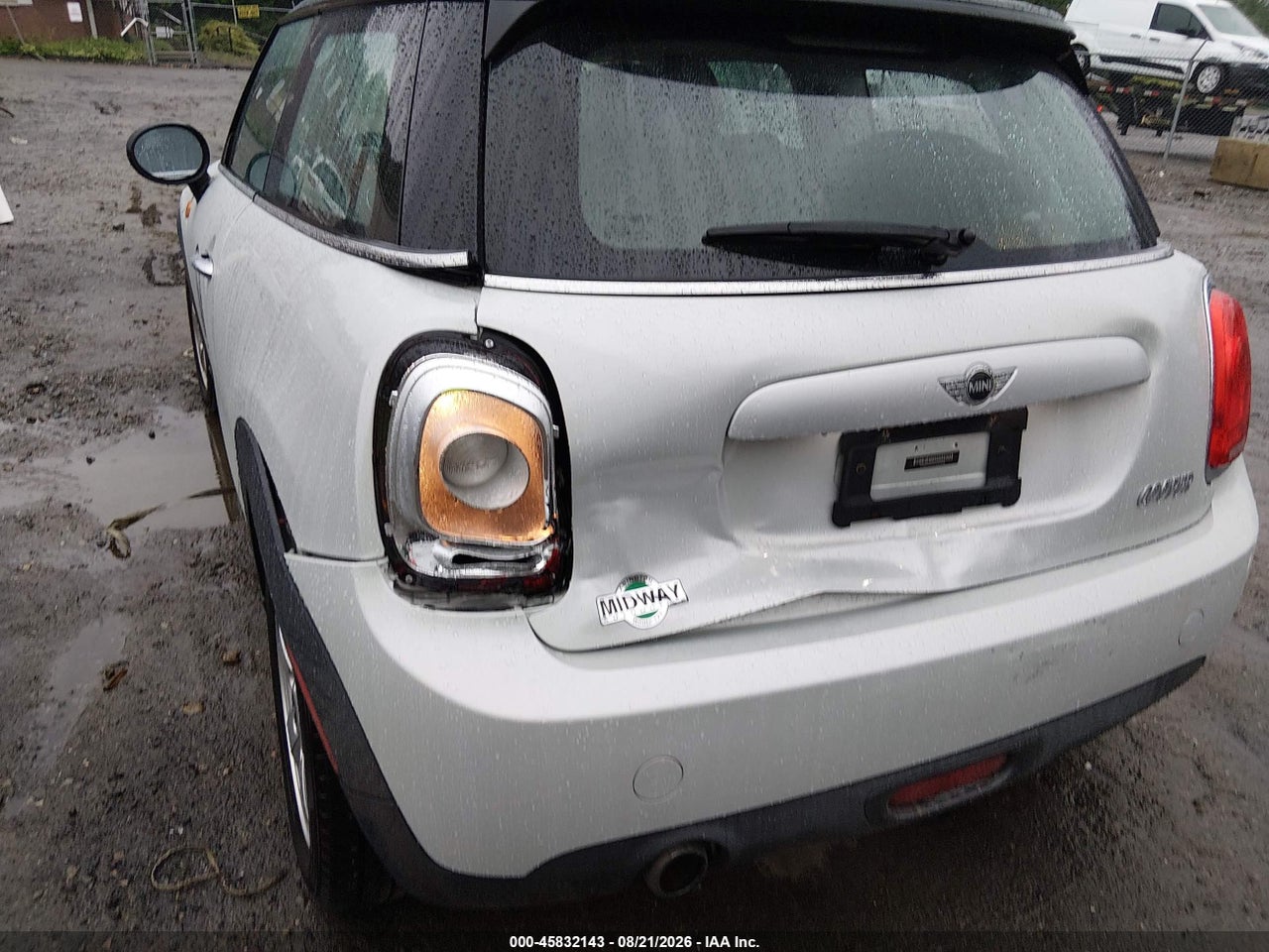 2015 MINI HARDTOP COOPER · 6/11