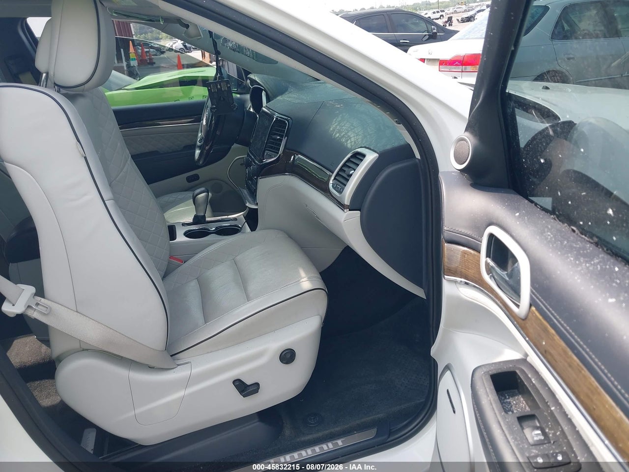 2019 JEEP GRAND CHEROKEE SUMMIT 4X2 · 5/10