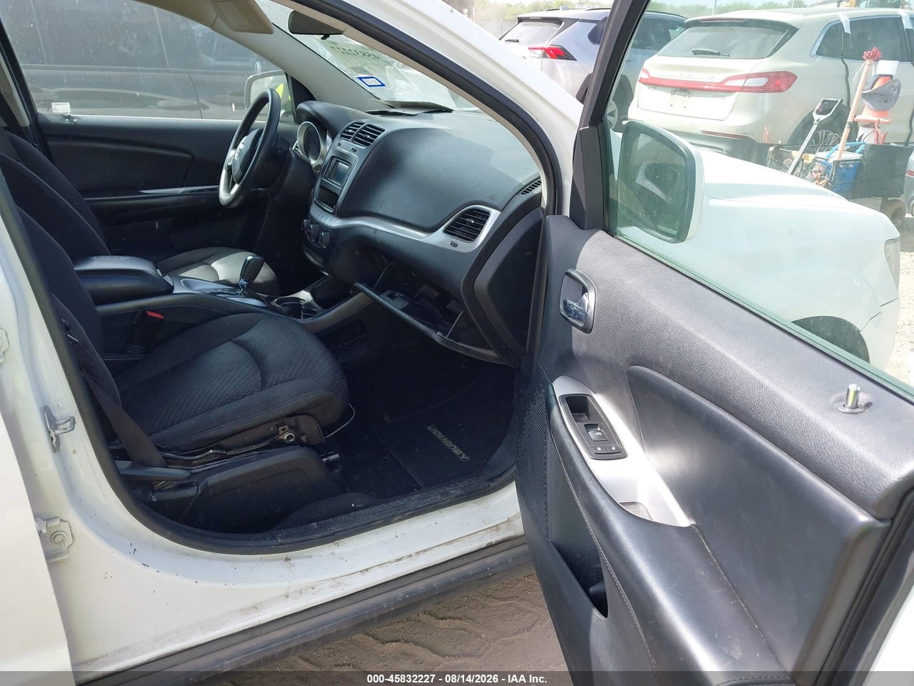 2015 DODGE JOURNEY SXT · 5/10