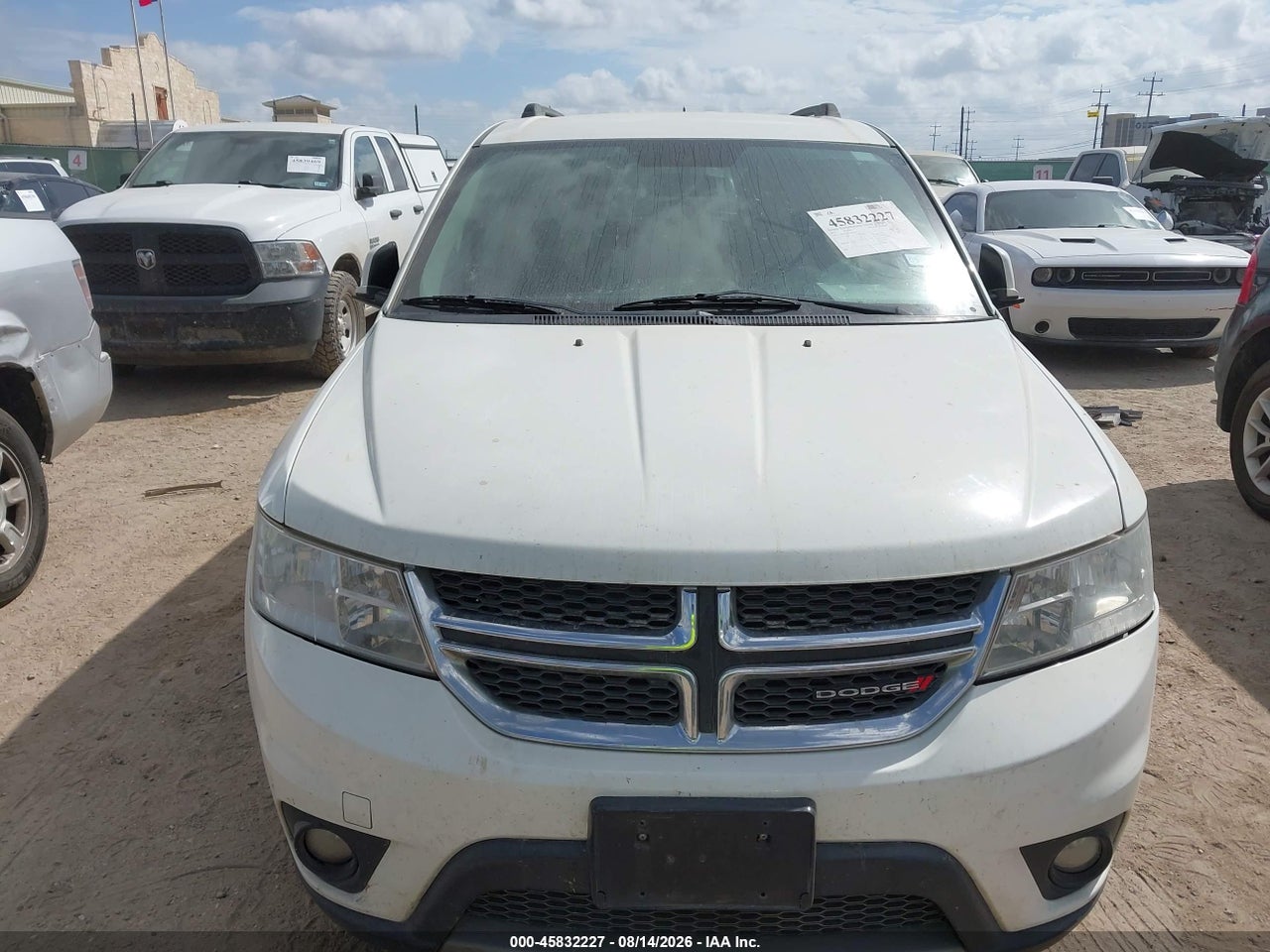2015 DODGE JOURNEY SXT · 6/10
