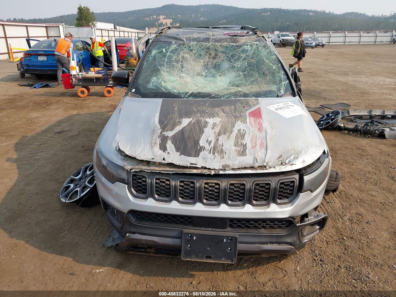 2025 JEEP COMPASS TRAILHAWK 4X4 · 6/10