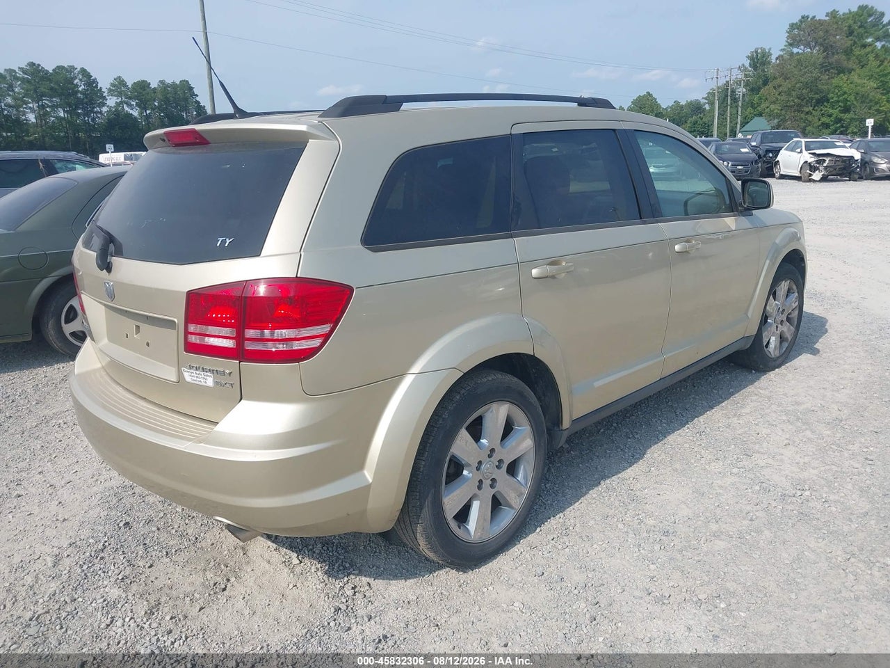 2010 DODGE JOURNEY SXT · 4/10