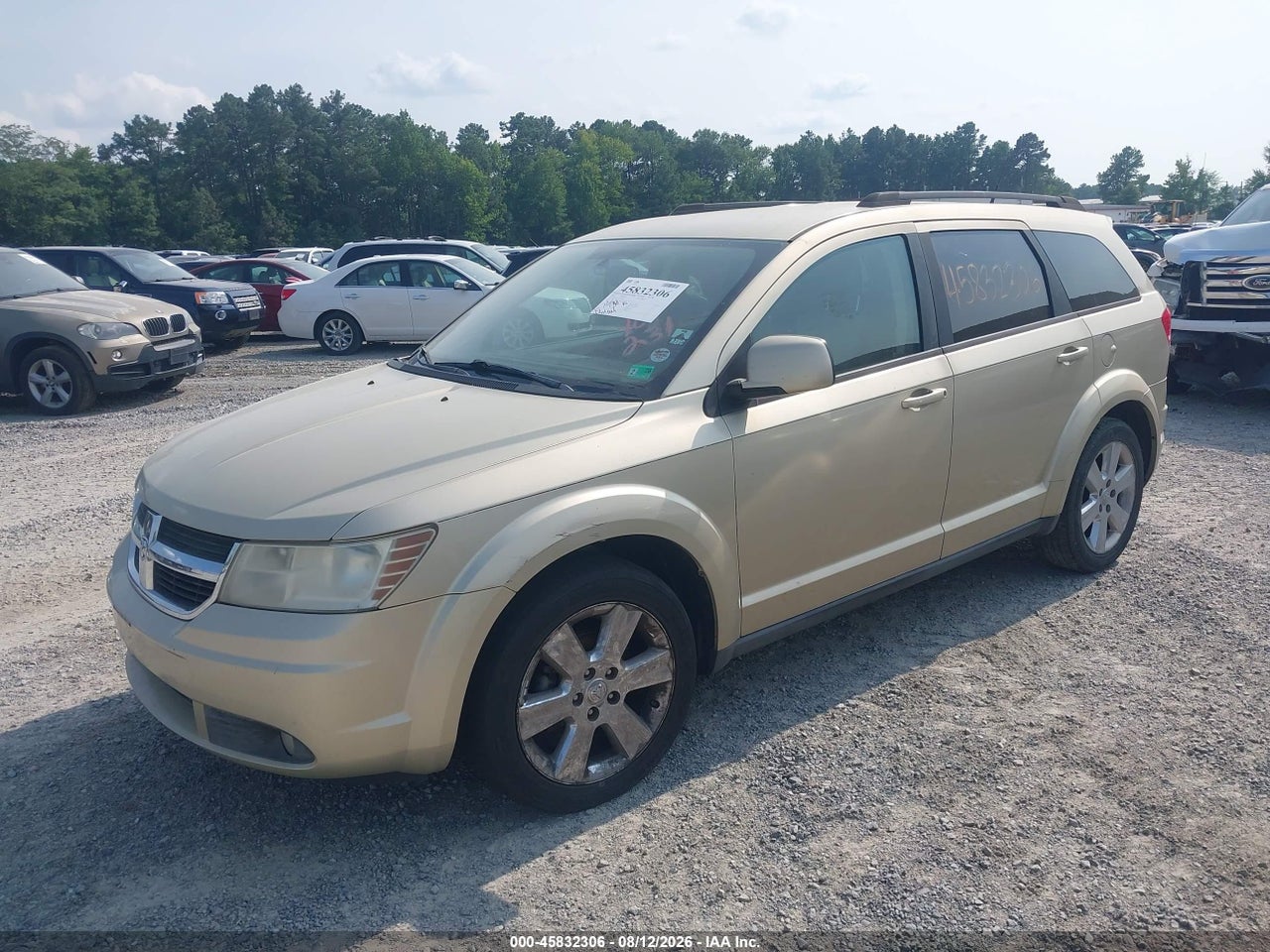 2010 DODGE JOURNEY SXT · 2/10
