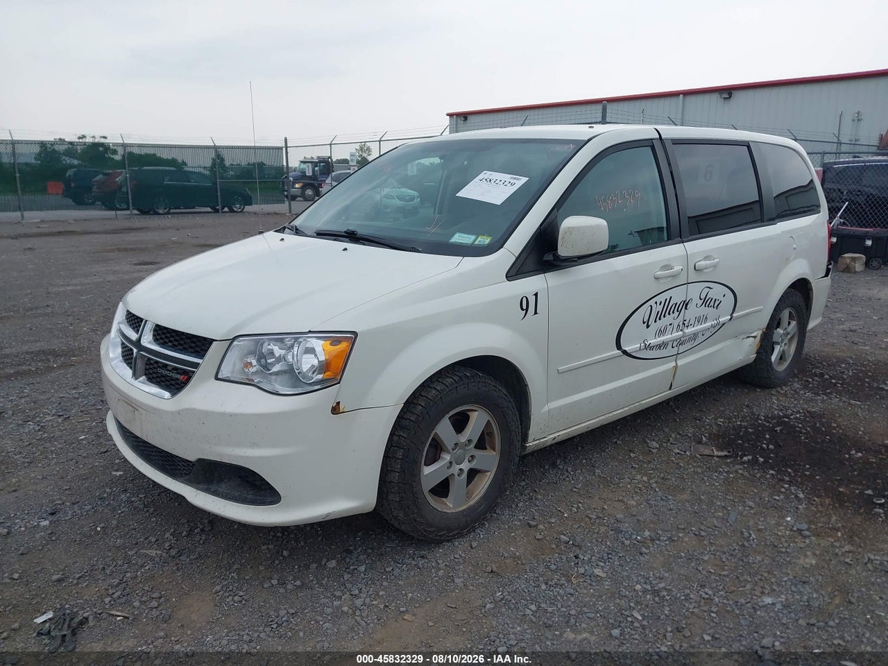 2012 DODGE GRAND CARAVAN SXT · 2/11