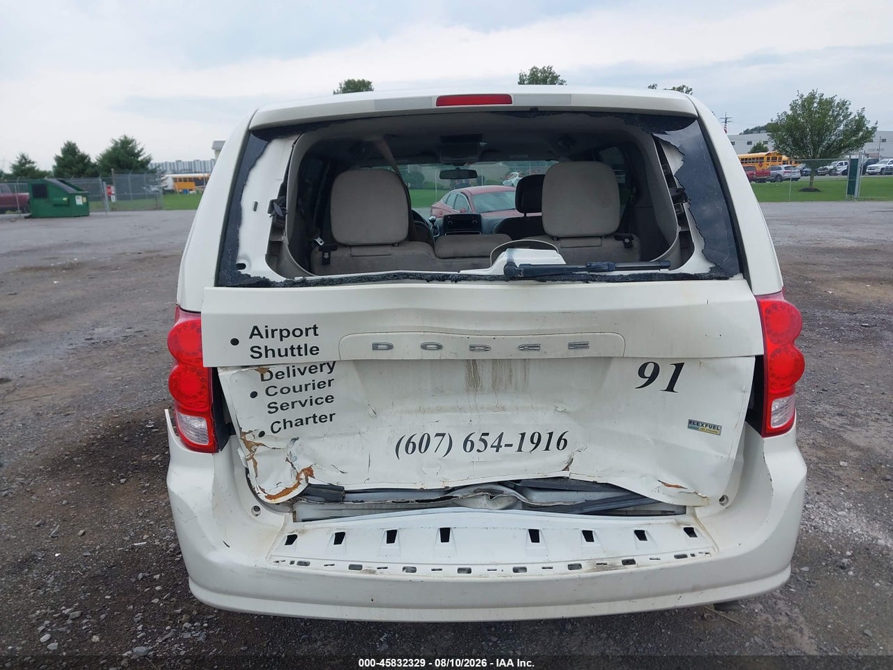 2012 DODGE GRAND CARAVAN SXT · 6/11