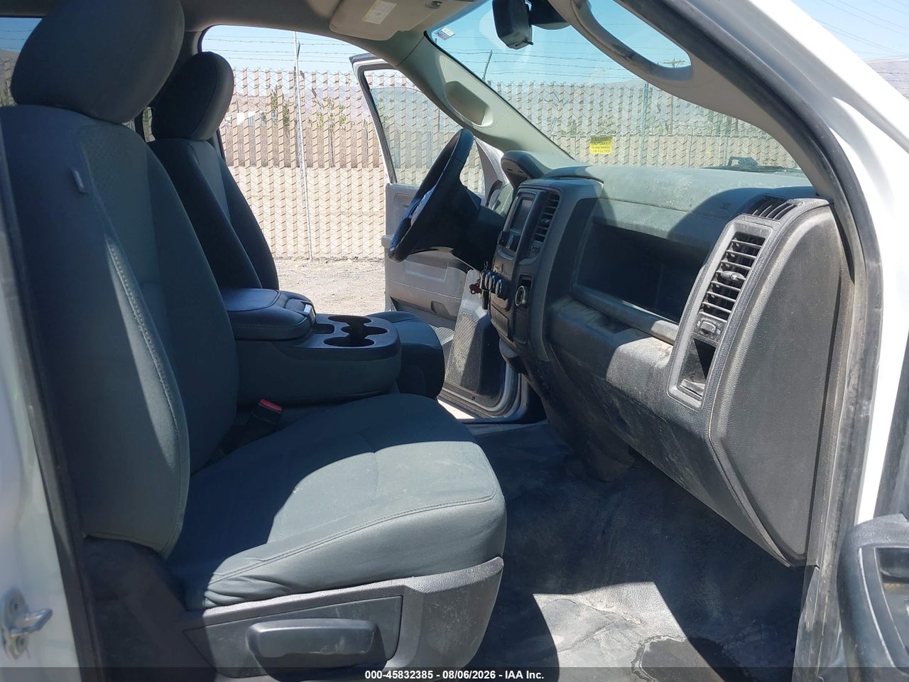 2016 RAM 1500 TRADESMAN · 5/11
