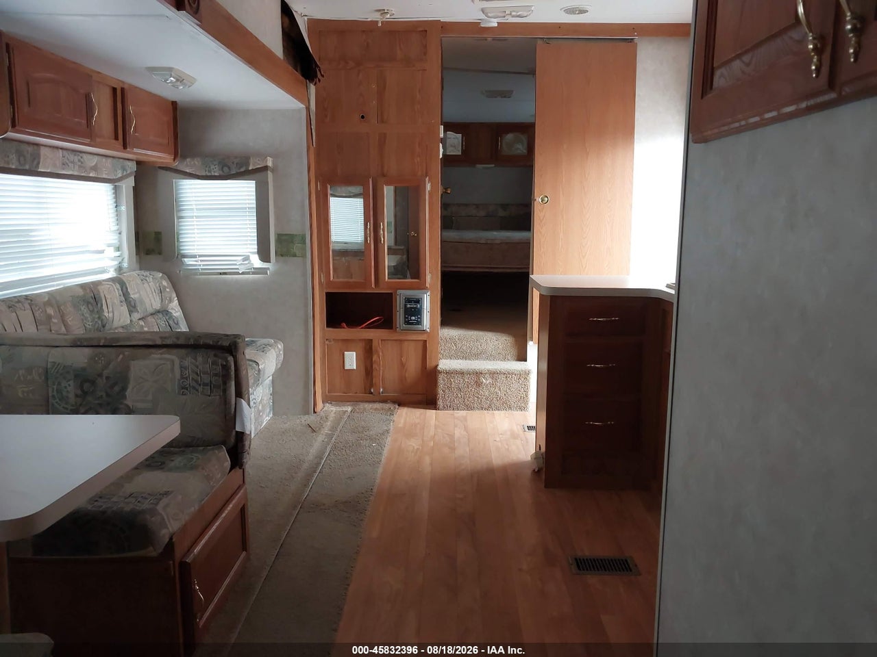 2004 FOREST RIVER CHEROKEE · 5/10