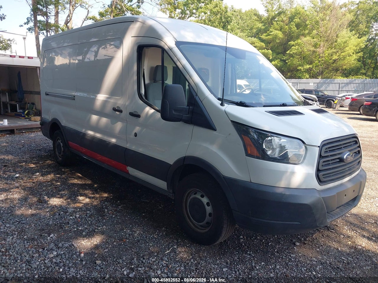 1FTNE2CM8FK****** · 2015 FORD TRANSIT-150