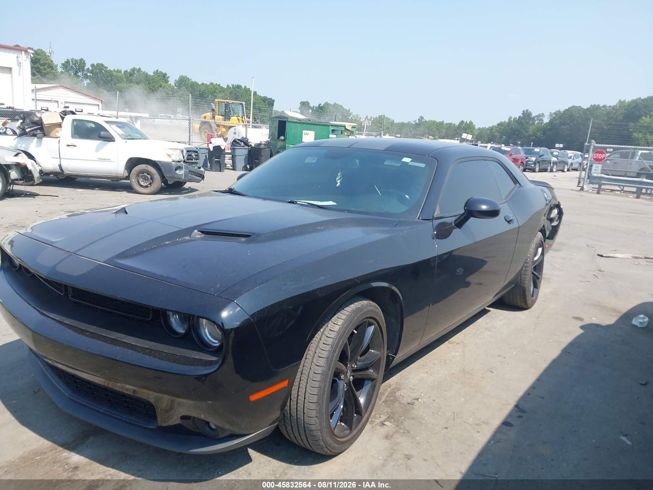 2017 DODGE CHALLENGER SXT · 2/10