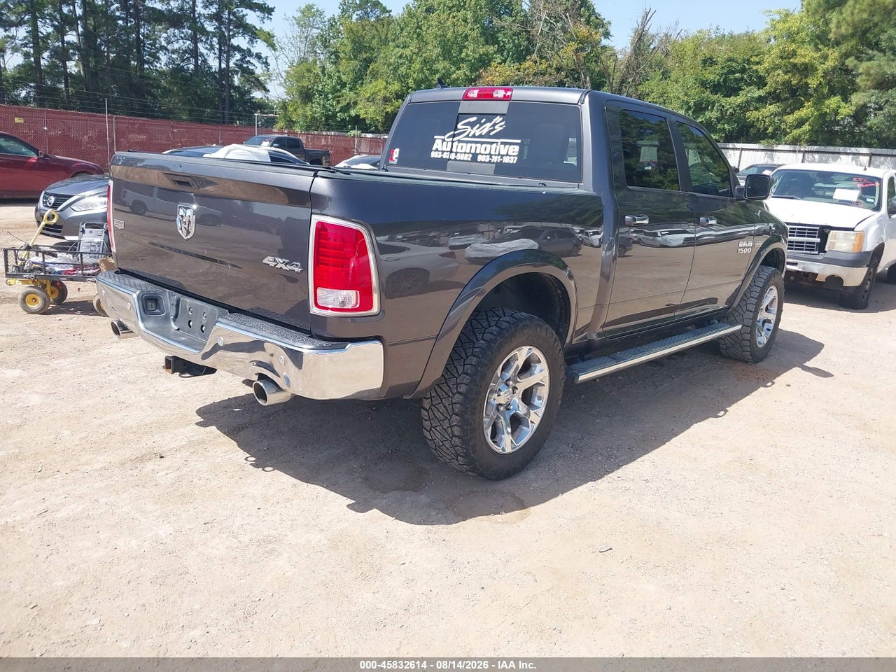2017 RAM 1500 LARAMIE  4X4 5'7 BOX · 4/11