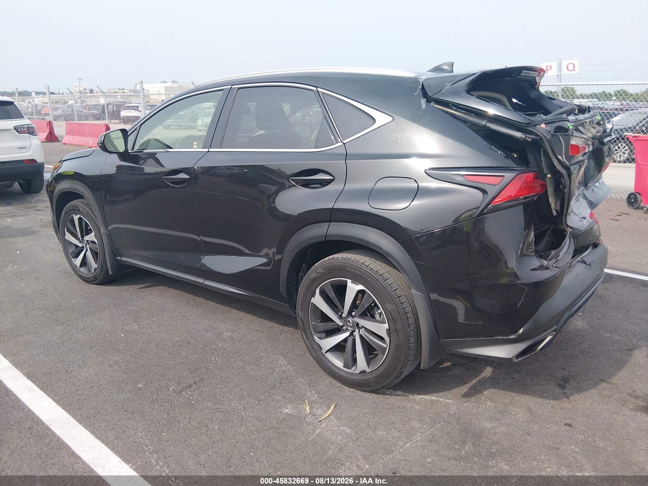 2020 LEXUS NX 300 · 3/8