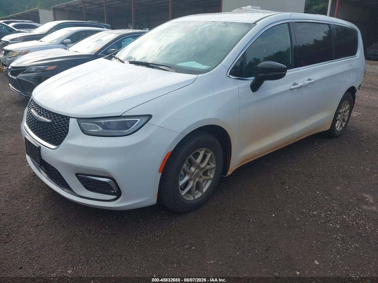 2025 CHRYSLER PACIFICA SELECT · 2/11