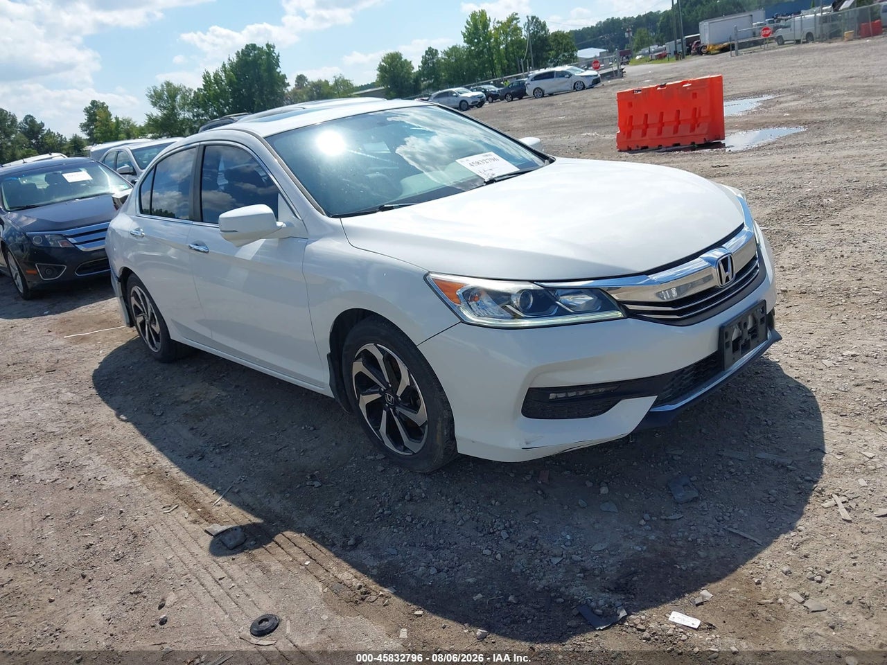 1HGCR2F85GA****** · 2016 HONDA ACCORD EX-L