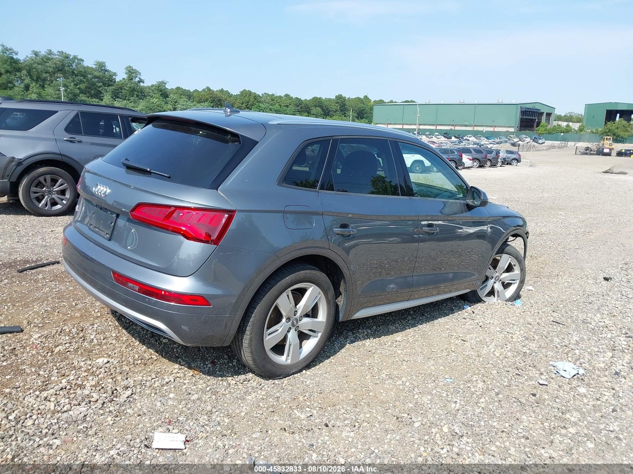 2018 AUDI Q5 2.0T PREMIUM/2.0T TECH PREMIUM · 4/11