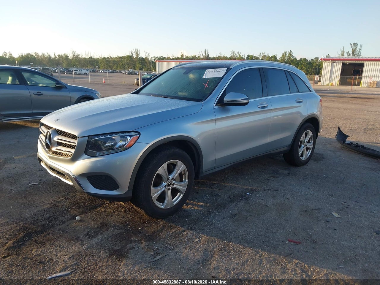 2018 MERCEDES-BENZ GLC 300 · 2/11