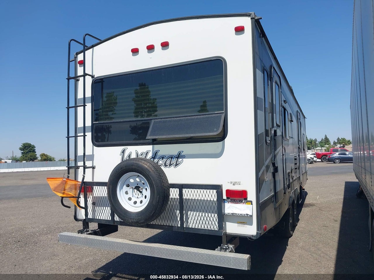 2019 FOREST RIVER WILDCAT SERIES M-29R · 4/10