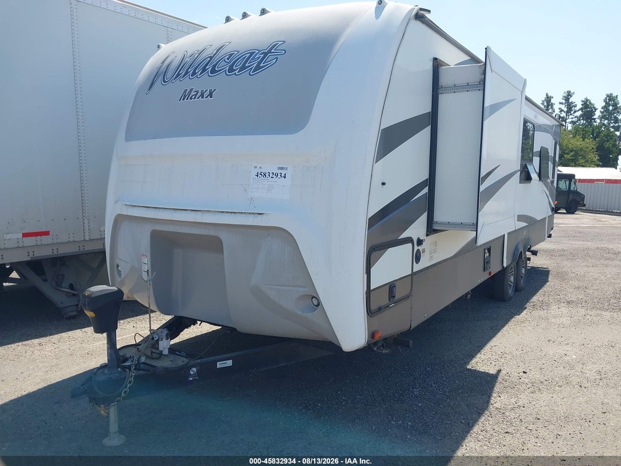 2019 FOREST RIVER WILDCAT SERIES M-29R · 2/10