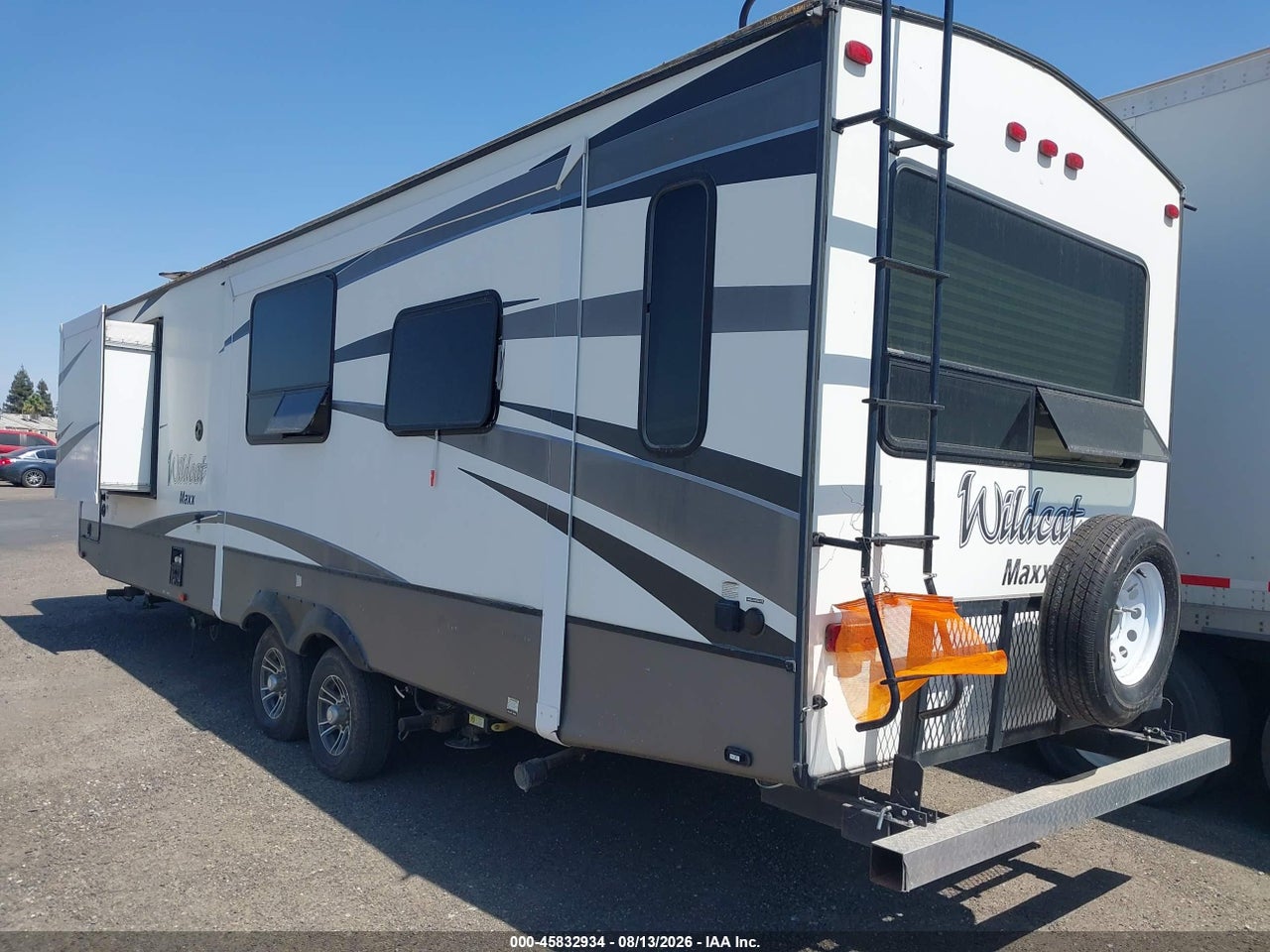 2019 FOREST RIVER WILDCAT SERIES M-29R · 3/10
