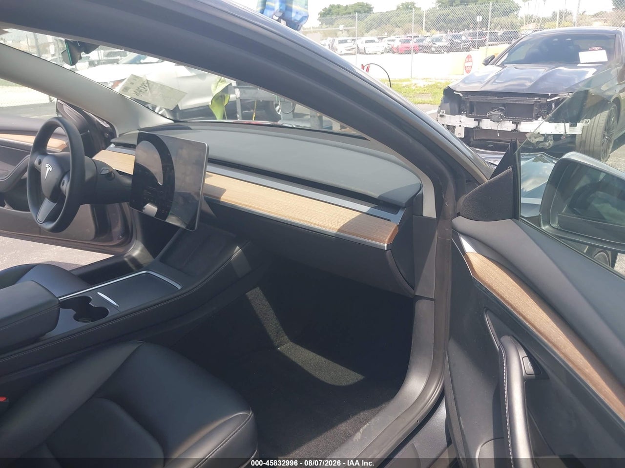 2023 TESLA MODEL 3 REAR-WHEEL DRIVE · 5/9