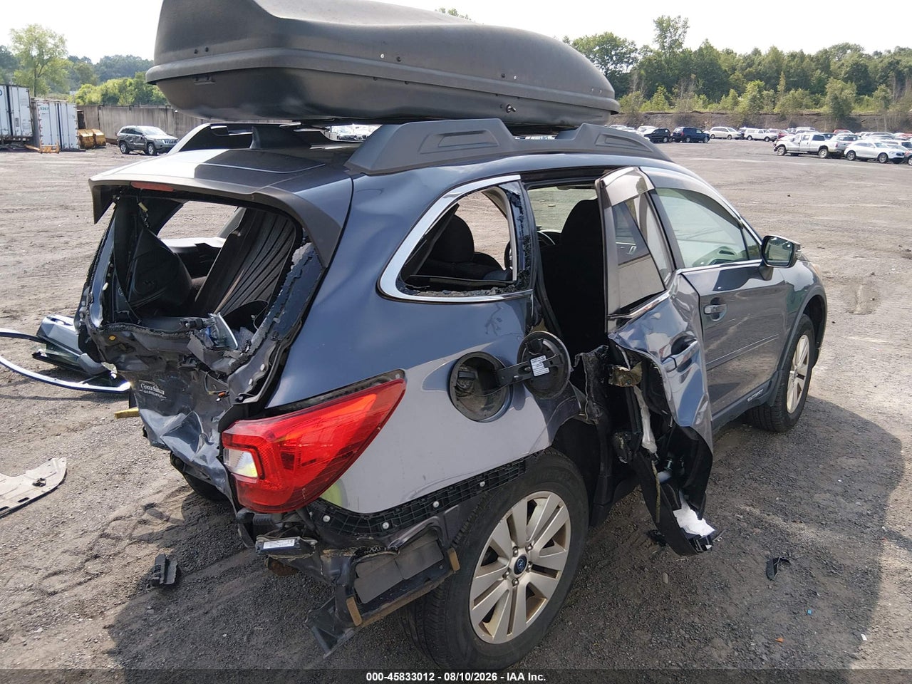 2016 SUBARU OUTBACK 2.5I PREMIUM · 4/11