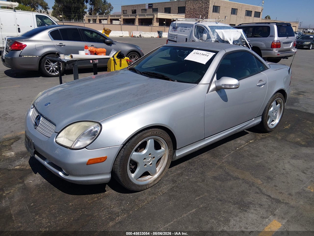 2001 MERCEDES-BENZ SLK 320 · 2/11