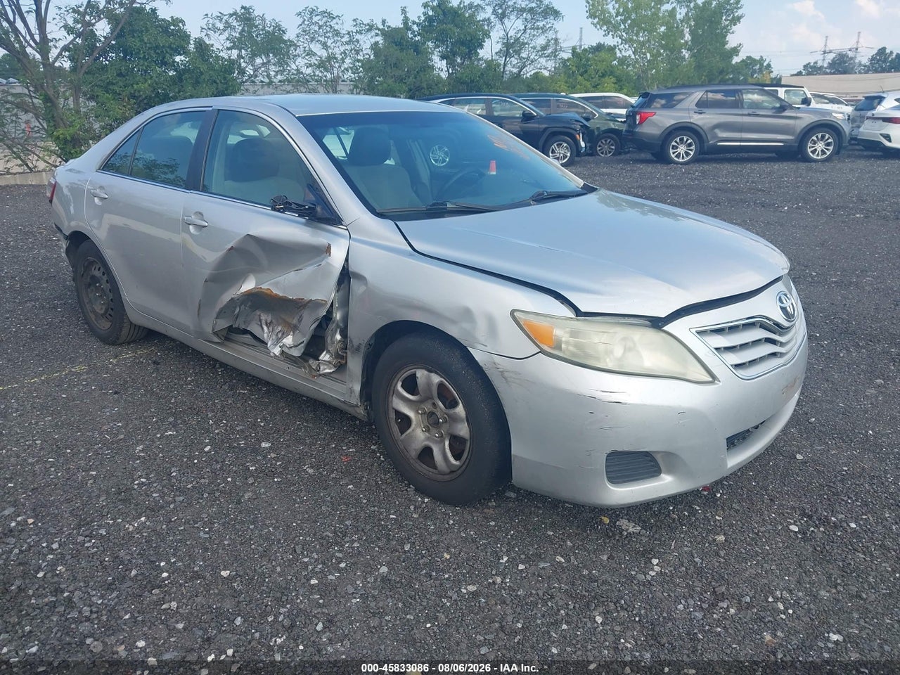 4T1BF3EK0BU****** · 2011 TOYOTA CAMRY LE